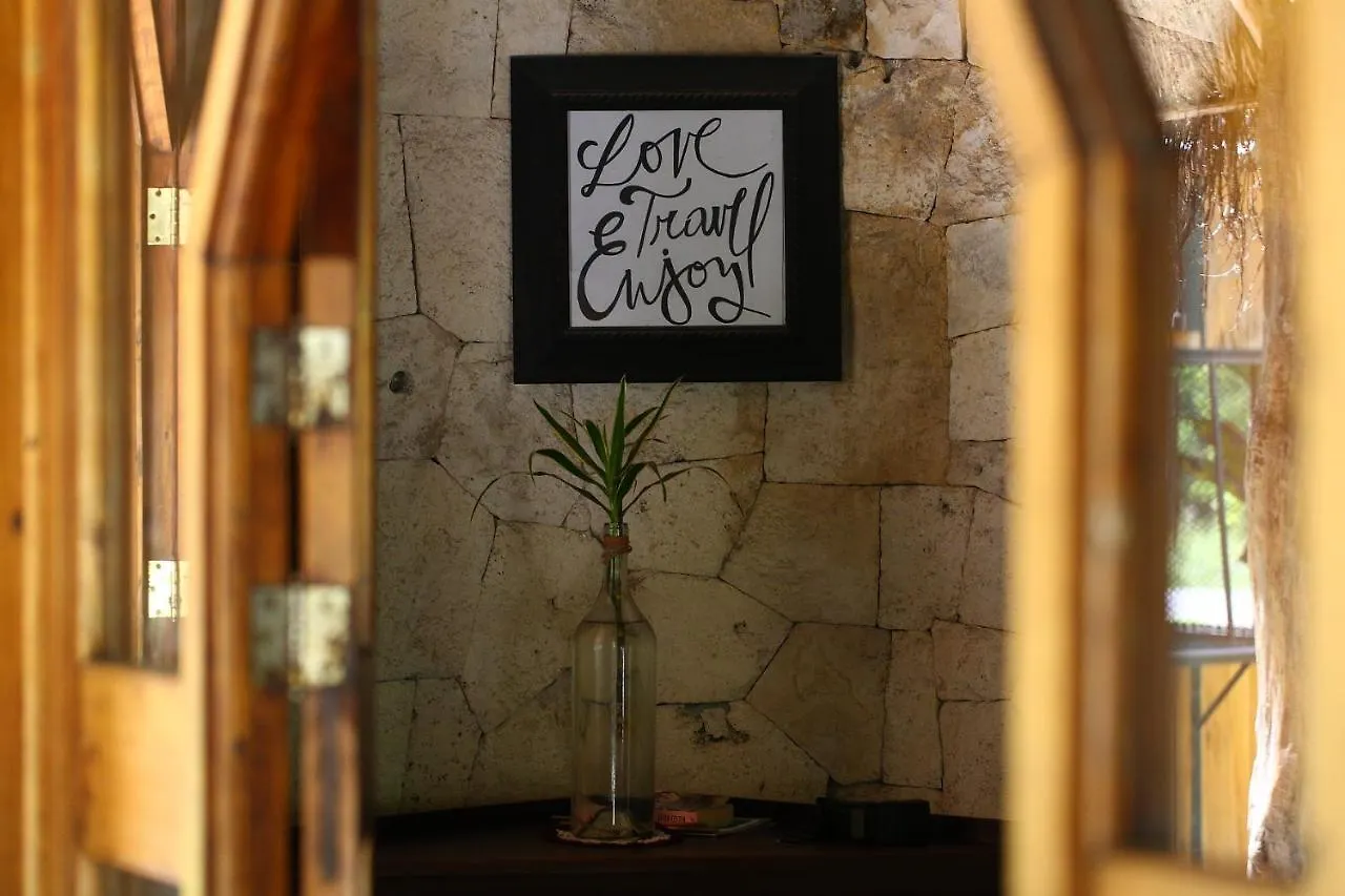 Hostel El Punto  Tulum